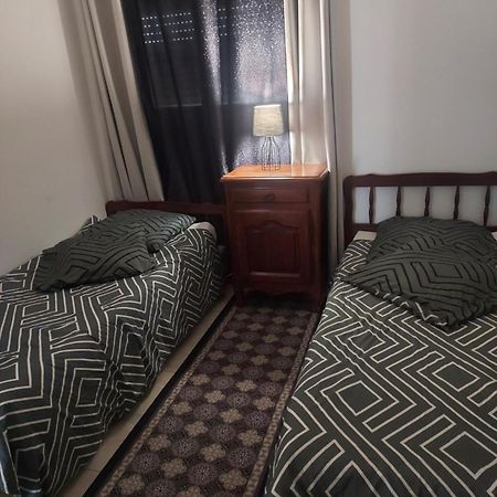Appartement Meuble Avec Deux Chambres 물랭 외부 사진