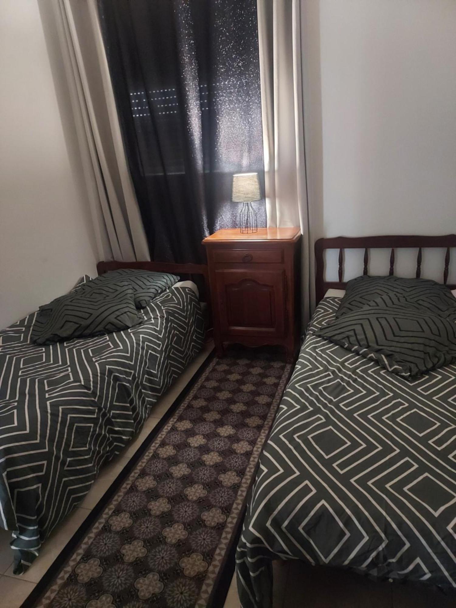 Appartement Meuble Avec Deux Chambres 물랭 외부 사진